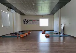 300 hour Yoga Hall