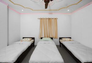 accommdation-hatha-yoga-triple-shared Triple Shared Room