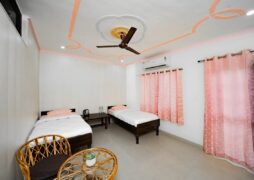 accommdation-hatha-yoga-twin-shared